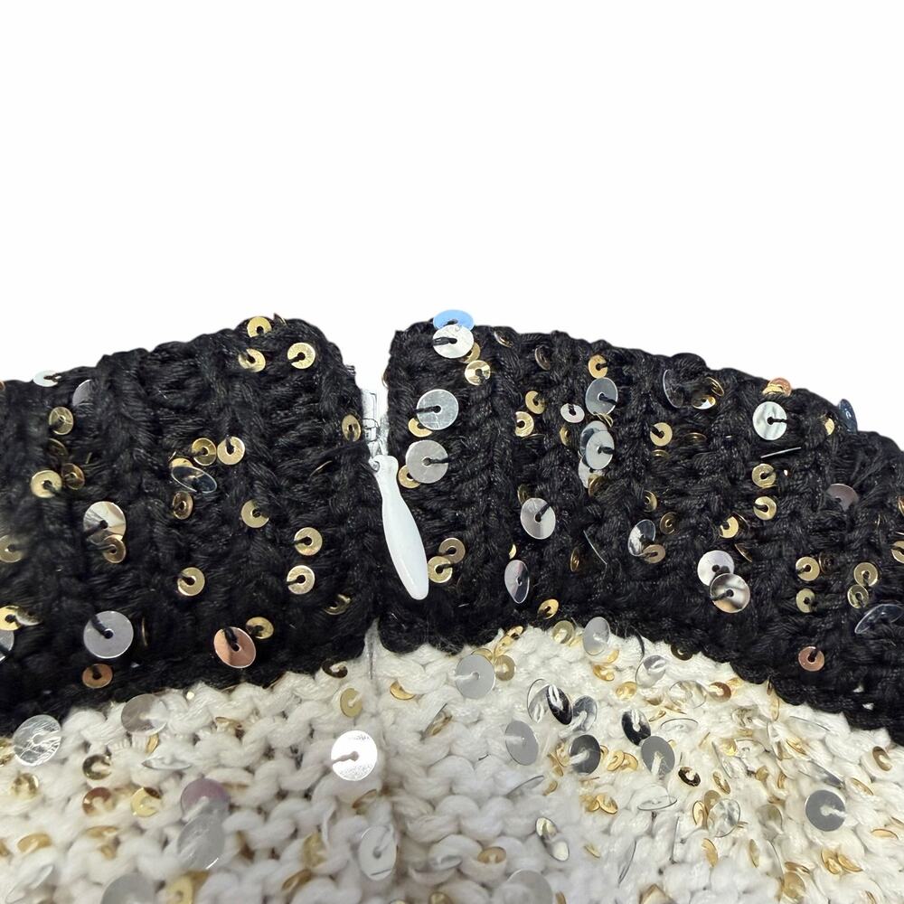 NWT Chanel 2023 Sequin Knit Mini Skirt White Black Silver Gold Womens 36 / US 4 - Picture 6 of 13